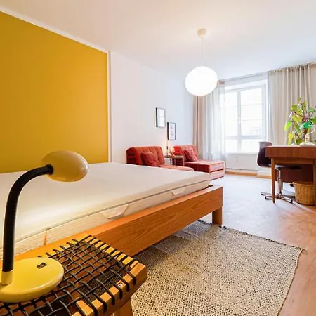 Charmantes In Landaus Altstadt منزل للإقامة لانداو إن در بفالتس